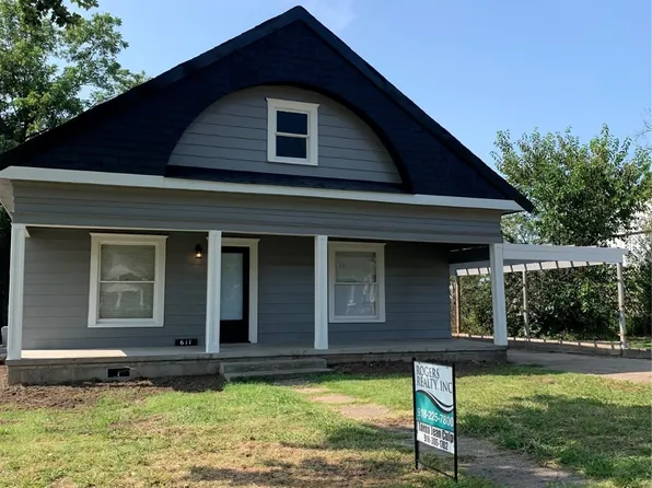 611 E Oak St, Cushing, OK 74023