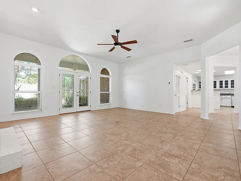 1651 Northridge Rd — Photo 8