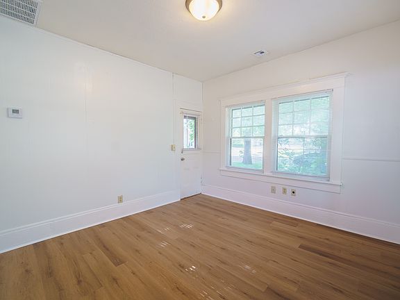4th image of 856 S Millwood Ave APT 1