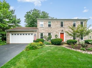 608 Cassin Rd, Naperville, IL 60565