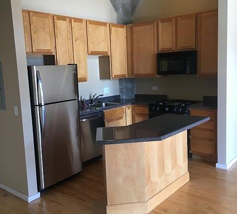 5th image of 1528 S Wabash Ave APT 310