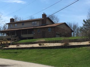 1424 Upper Midway Dr, Dunbar, WV 25064