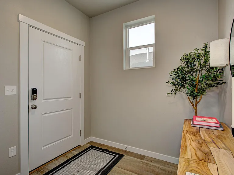 254 S Riggs Spring Ave — Photo 9