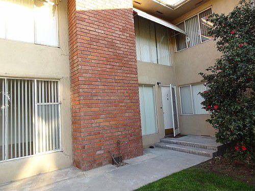 3rd image of 310 Mockingbird Ln APT C