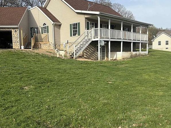 4418 Meadow Brook Ln, Greenville, MI 48838
