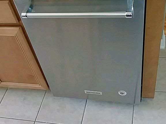 4th image of 9528 W Park Village Dr