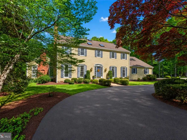 11300 Tara Rd, Potomac, MD 20854