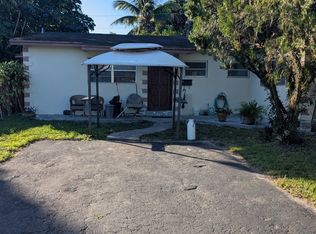 4976 SW 5th Ct, Pompano Beach, FL 33068