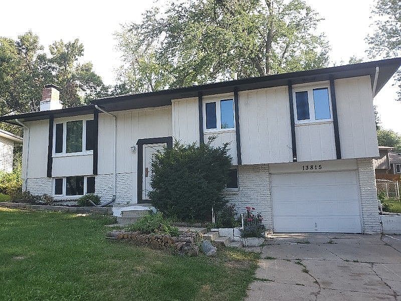 1st image of 13815 West Cir