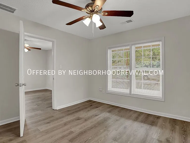 1685 S Goodlett St — Photo 7