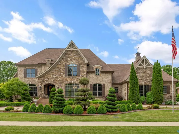 3 McMullen Ln SE, Gurley, AL 35748