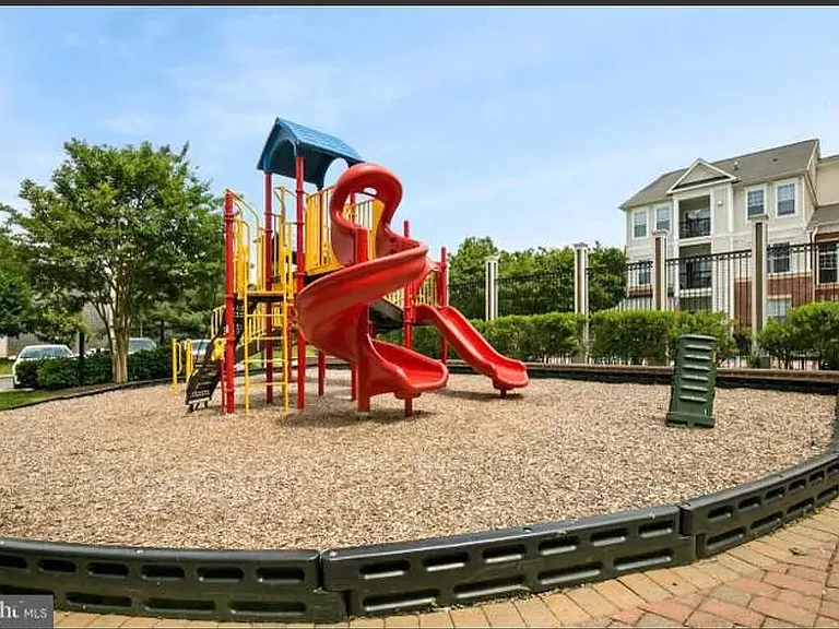 11347 Aristotle Dr #6-109 — Photo 8