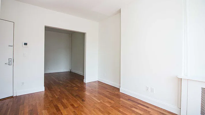 Rented by Nooklyn NYC LLC | media 8