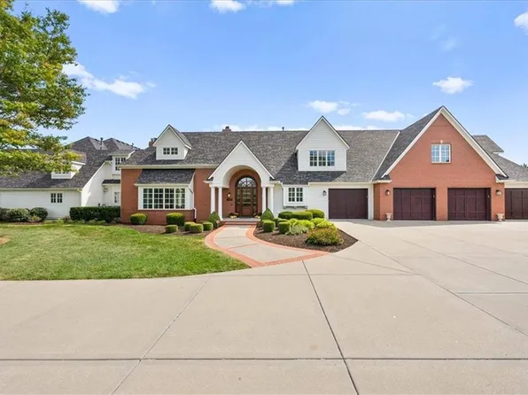 14185 W 199th St, Spring Hill, KS 66083