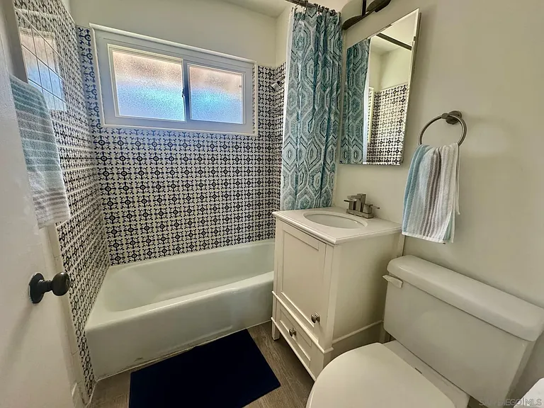 8151 Camino Del Oro — Photo 21