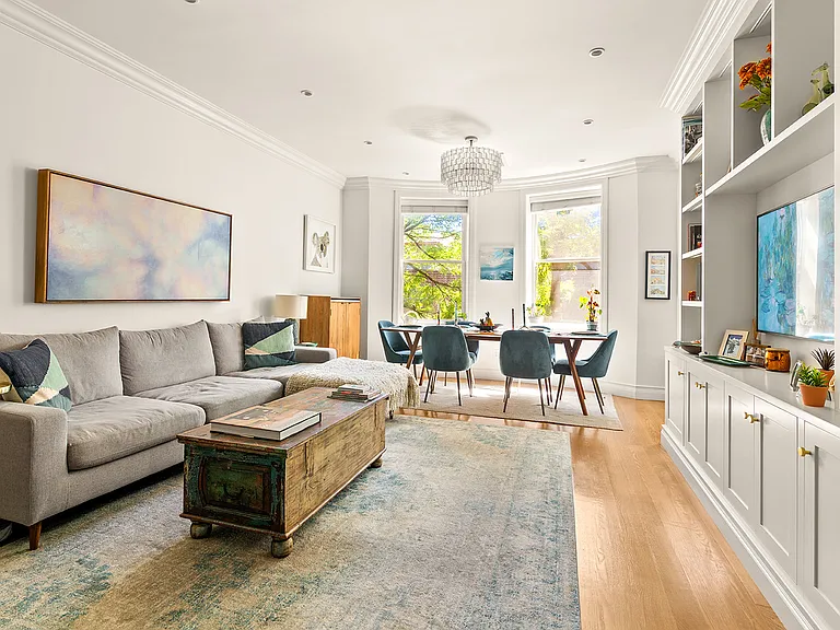 539 4th St #3R — Photo 1