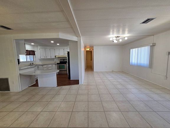 5th image of 690 Red Wing Cir