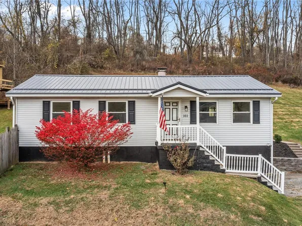 161 Petroleum Ave, Claysville, PA 15323