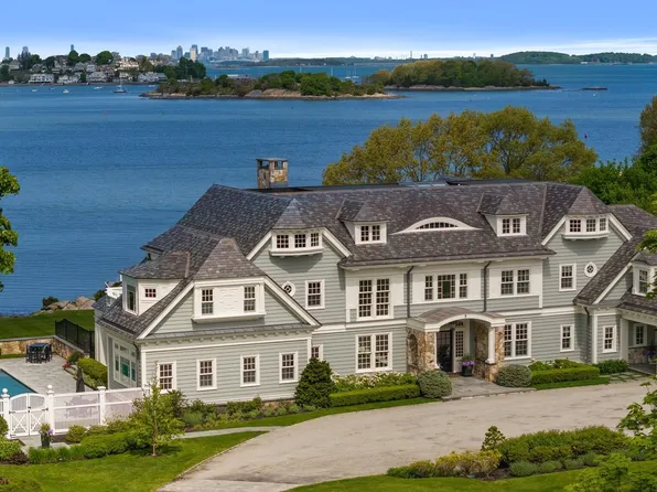 5 Bare Cove Lane, Hingham, MA 02043