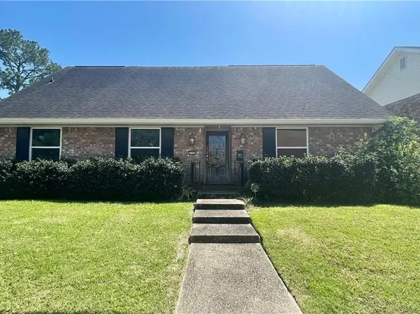 3743 Tall Pines Dr, New Orleans, LA 70131