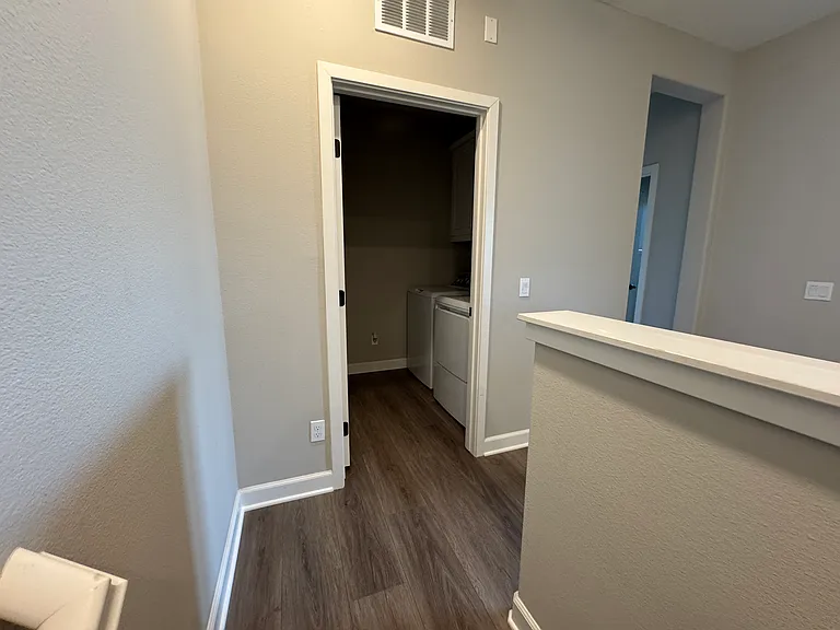1180 Delpy View Point #1180 — Photo 6