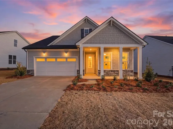 1055 Pinecone Ave, Indian Land, SC 29707