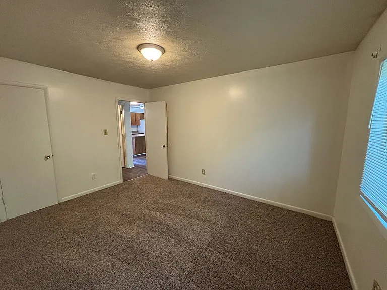 6400 Starbrook Dr #7 — Photo 7