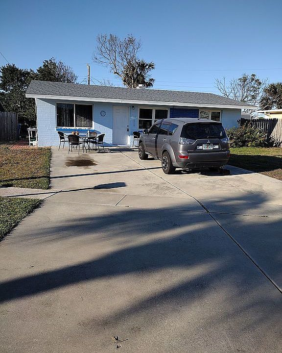 1st image of 32 Tropical Dr
