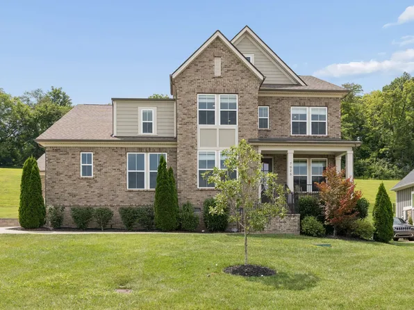 7025 Vineyard Valley Dr, College Grove, TN 37046