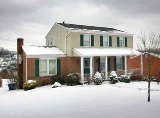 122 Chris Dr, Irwin, PA 15642
