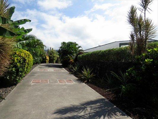 2nd image of 75-5608 Hienaloli Rd Unit 45