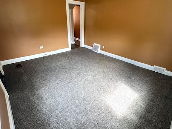 3rd image of 402 N 38th Ave W #1