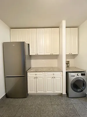 Rented by FirstService Realty (legacy) | media 7