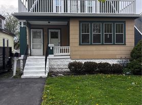 46 Kirkwood Dr, Buffalo, NY