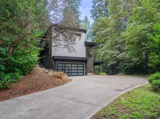 10010 NE 27th St, Bellevue, WA 98004