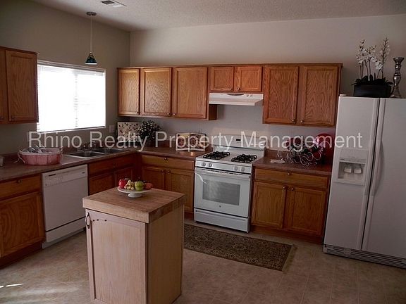 5th image of 10519 Salerno St NW