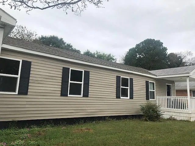 2 bed, 740 sqft, $1,525 — Photo 2