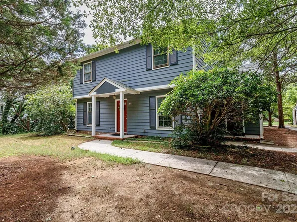 11322 Harrowfield Rd, Charlotte, NC 28226