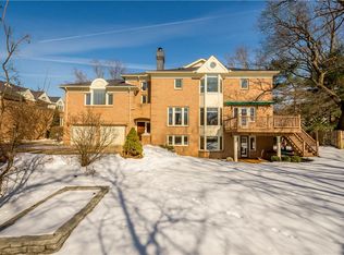 900 Academy Pl, Sewickley, PA 15143