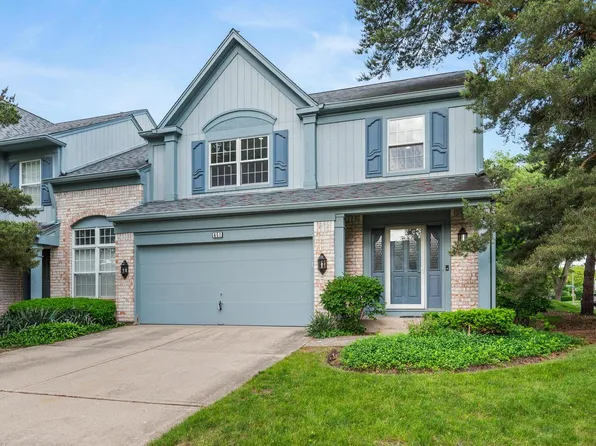 651 Marseilles Cir, Buffalo Grove, IL 60089