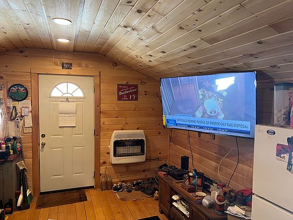 4th image of 57 Dennis Road