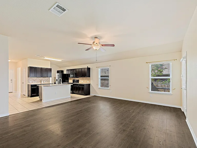 5916 Montrelia Dr — Photo 3