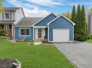 6292 Eagle Ridge Dr, Gurnee, IL 60031