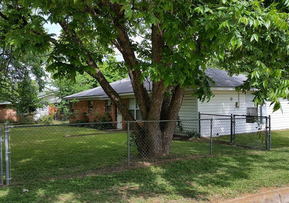 2nd image of 109 Bellview Dr