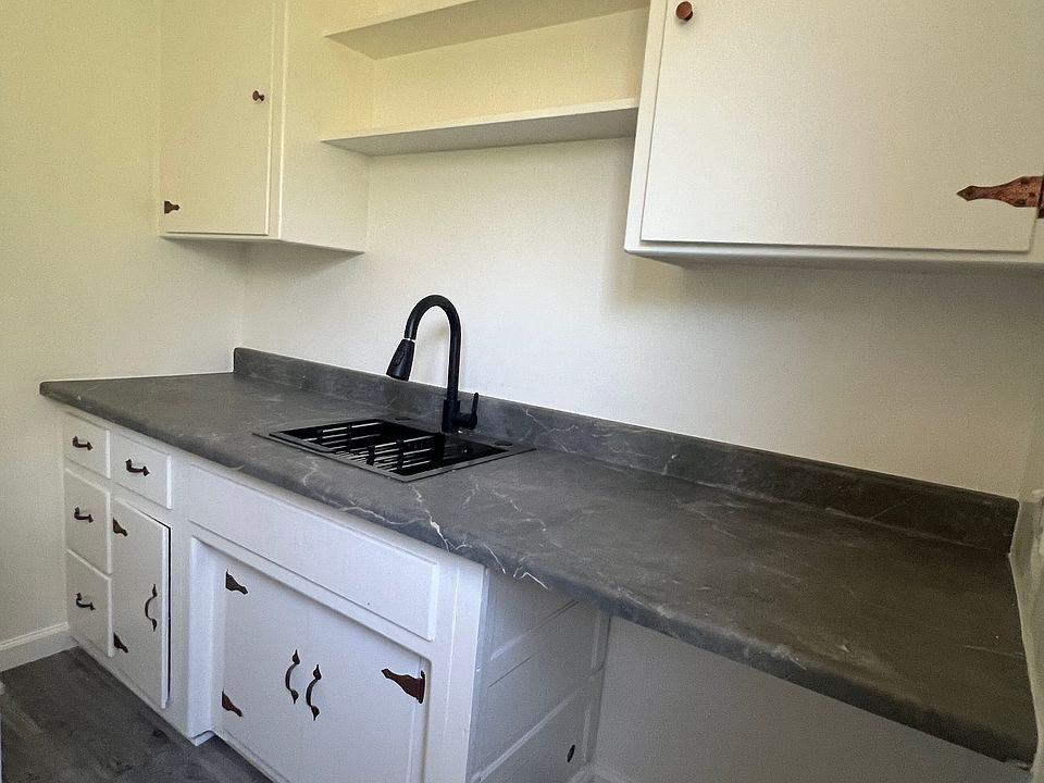 1st image of 11901 Venice Blvd #17