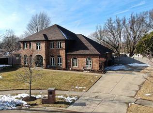 14306 Country Club Ln, Orland Park, IL