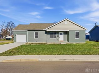 910 Vine St, Washington Court House, OH 43160