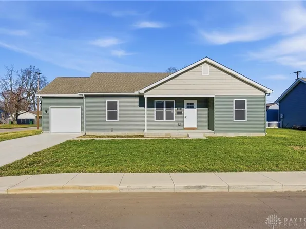 910 Vine St, Washington Court House, OH 43160