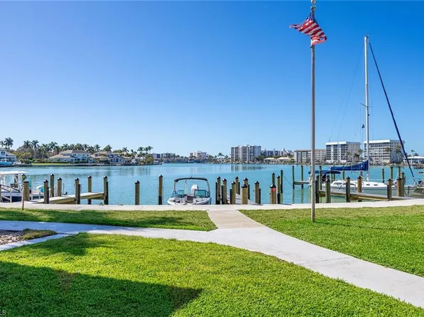 350 Harbour DR #350, NAPLES, FL 34103