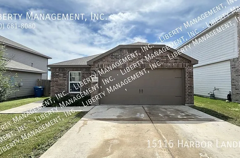 15115 Harbor Lndg — Photo 1